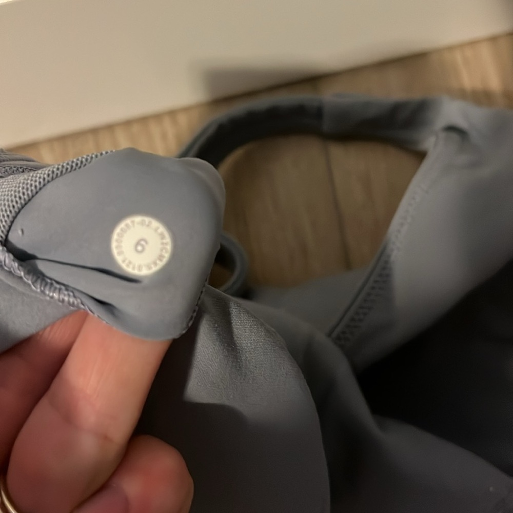 Lululemon Racerback‎ Bra - Picture 3 of 3